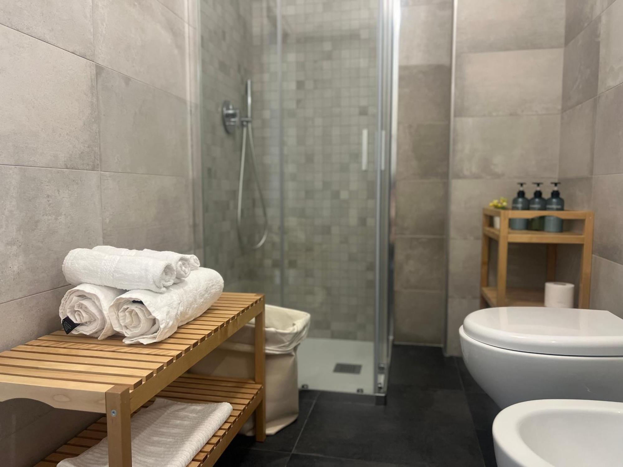 Apartament Regina Milano In Melegnano - Wifi, Breakfast Box And Terrace Zewnętrze zdjęcie